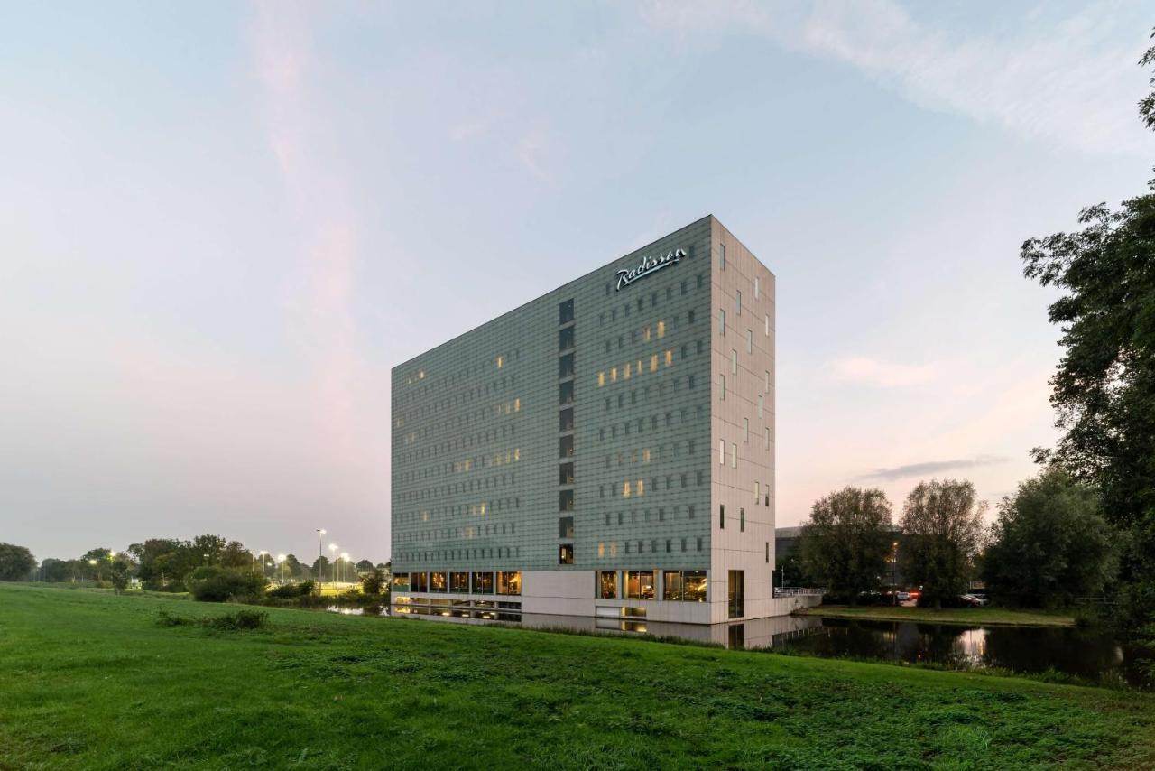 Radisson Hotel & Suites Amsterdam South Amstelveen Bagian luar foto